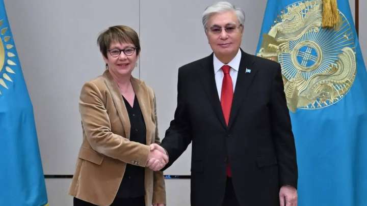 Мемлекет басшысы Еуропалық қайта құру және даму банкінің президенті Одиль Рено-Бассомен кездесті