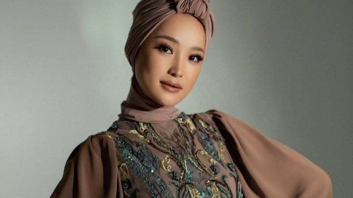 Мөлдір Әуелбекова бірінші күйеуімен қалай ажырасқанын айтты