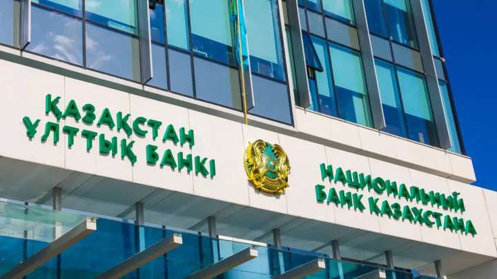 Доллар бағасы 600 теңгеге өсуі мүмкін бе?