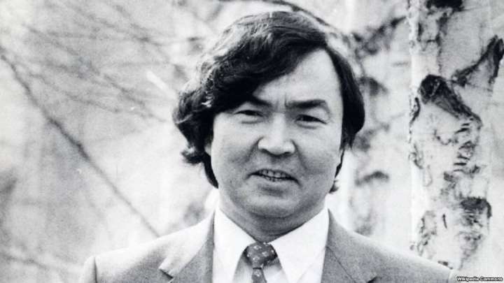 Ақын Олжас Сүлейменов өлеңдері