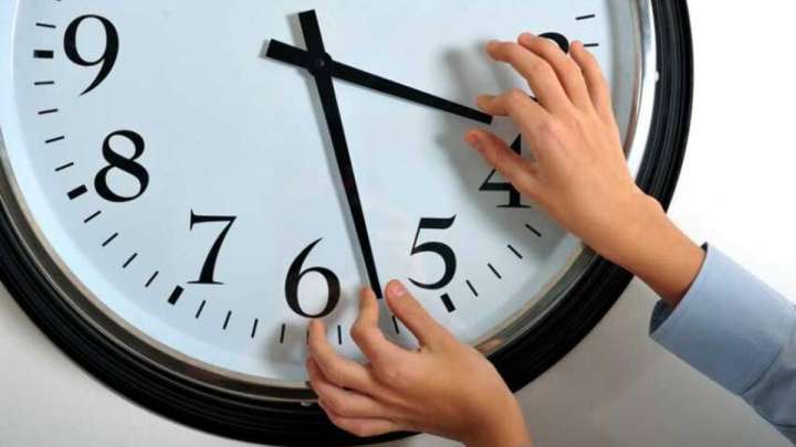 Уақыт белдеуін өзгертуге қатысты сауалнама eGov қосымшасынан алынып тасталған