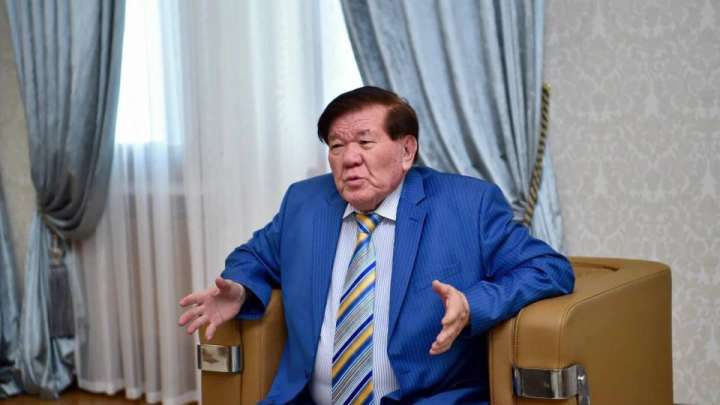 Мұхтар Шаханов: Менің жындылығымнан қазақ тілі – мемлекеттік тіл болды