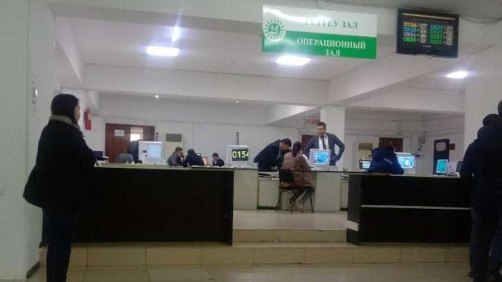 Кәсіпкер ел оңтүстігінде көліктерді заңсыз қайта ресімдеу мүмкіндігі туралы мәлімдеді