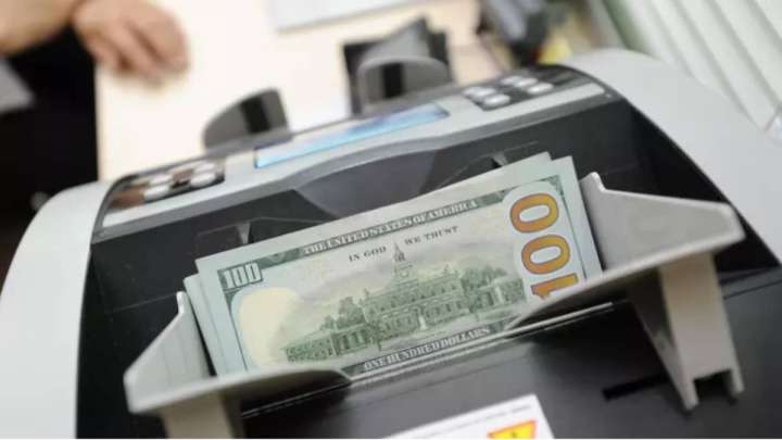 Бізді дефолт күтіп тұр ма? Министр Байбазаров не дейді?