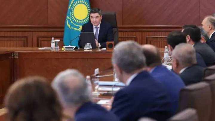 Олжас Бектенов: Баспана кезегінде шынымен мұқтаж азаматтар ғана болу керек