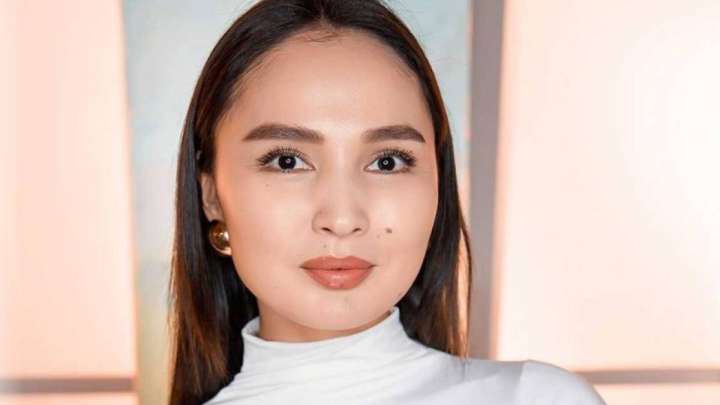 Алаяқтан алданған халыққа көмектескім келеді - Жұлдыз Әбдукәрімова