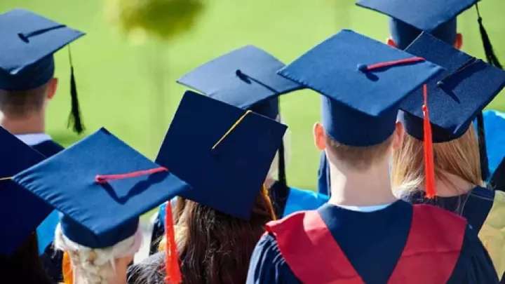 "Болашақ" стипендиясынан айырылған қазақстандықтар белгілі болды