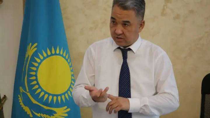 «Білгішсінбе»: Қарағандының әкімі желідегі пікірі үшін жазаланды
