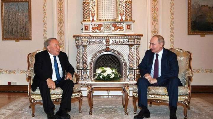Нұрсұлтан Назарбаев Владимир Путинмен кездесті
