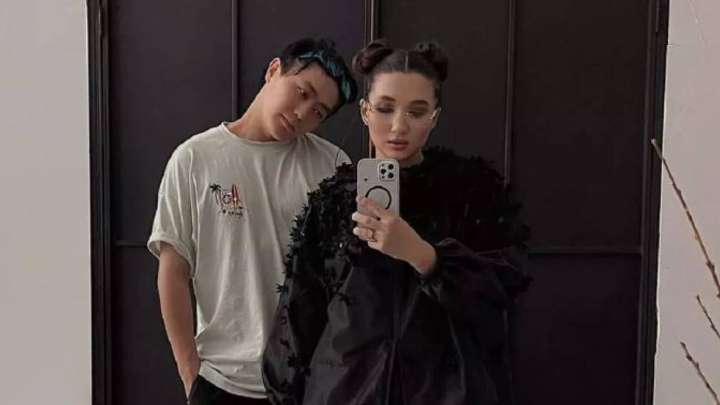 «Дорамадағы жұптар секілді». AYREE-дің сүйіктісімен түскен суреті көпшілікті тамсандырды