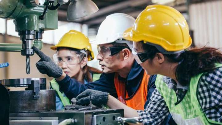 Жұмысшы мамандықтар жылы аясында Қоғамдық қолдау орталығы құрылды