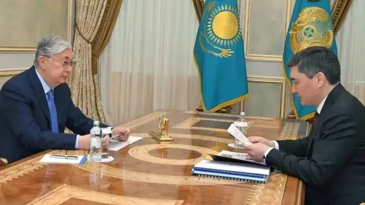 Олжас Бектенов Президентке ұшақ апатына байланысты соңғы деректерді мәлімдеді