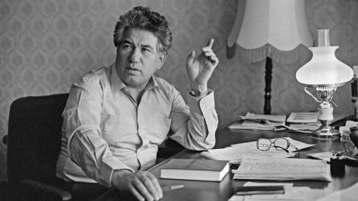 Шыңғыс Айтматов – ғасырдан ұзақ жасайтын кемеңгер