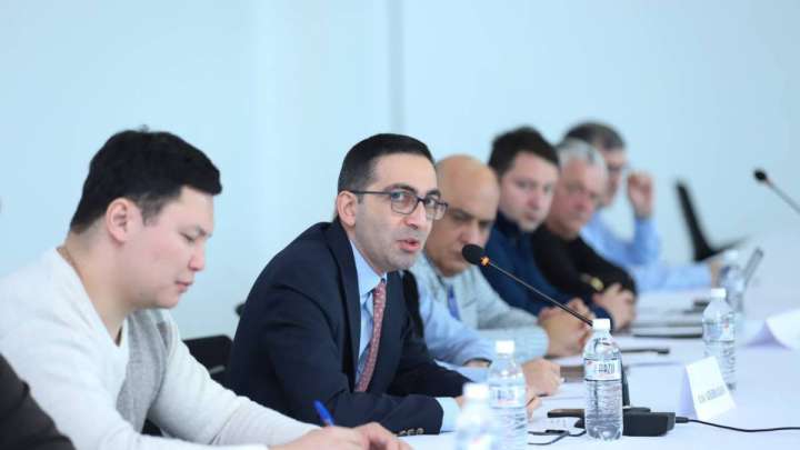 Көлік министрлігіндегі комиссия ұшақ апаты болған оқиға орнына барады