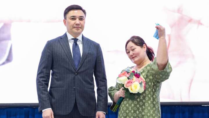 Шымкентте Жаңа жыл қарсаңында 183 отбасы қоныс тойын тойлады