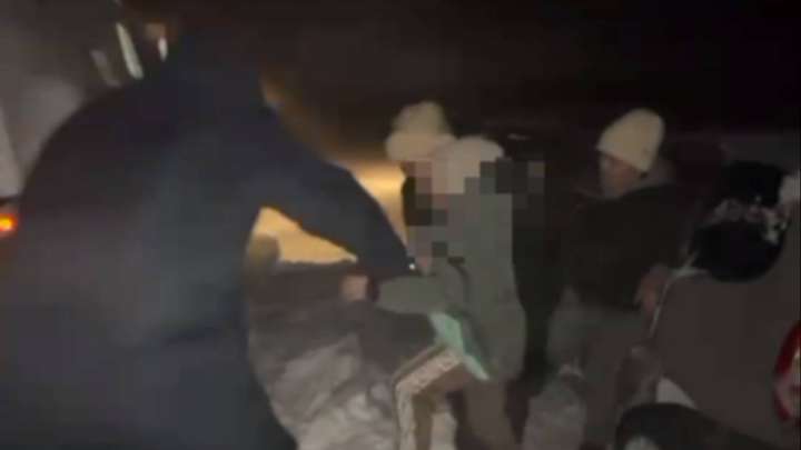 Ұлытауда қар құрсауында қалған адамдар құтқарылды