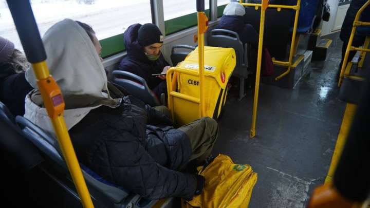 Тамақ жеткізу қызметіне қойылатын жаңа талаптар бекітілді