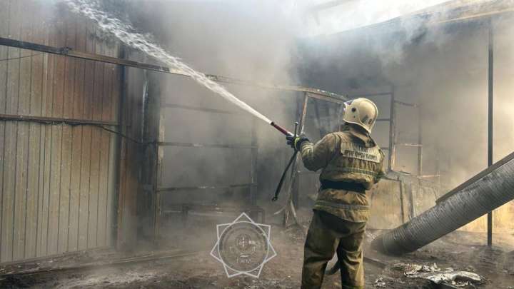 Алматы облысында теннис корты өртенді