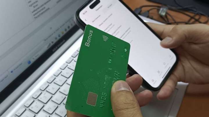 Мобильді аударымдардың шекті мөлшері 1 млн болуы керек – депутат