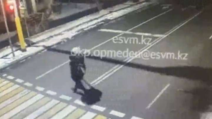 Мектеп оқушысын тонаған ер адам ұсталды