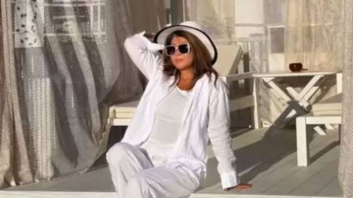 «От болып тұрсыз»: Мысырда жүрген Шахизаданың суреттері қызу талқыланды