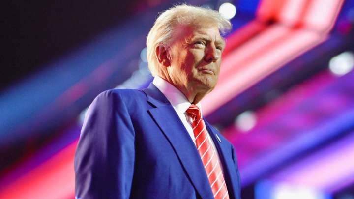 "Зеленский періште емес". Трамп Ресеймен қақтығысқа Украина президентін кінәлады