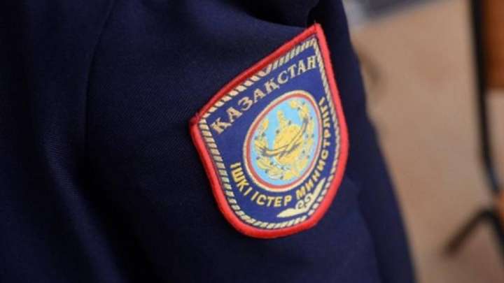 Павлодарда мұғалім оқушының арқасына шеге сұғып алды