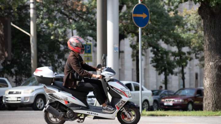 Алматыда көлік құралы ретінде тіркелген мопедтер саны 60-қа жетті