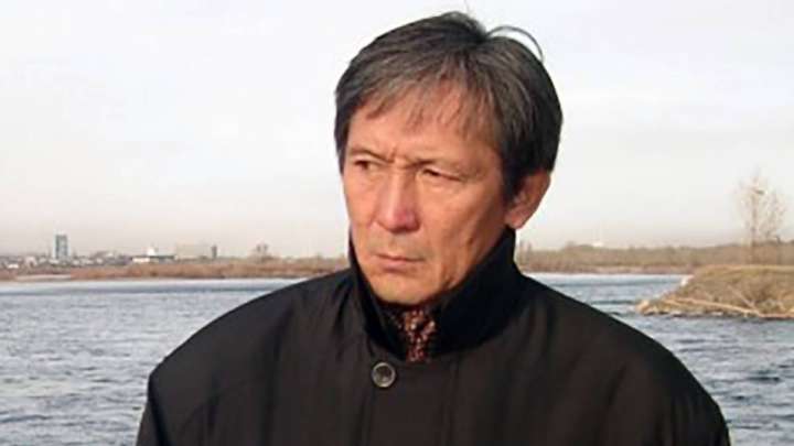 Ақын Тыныштықбек Әбдікәкім өлеңдері