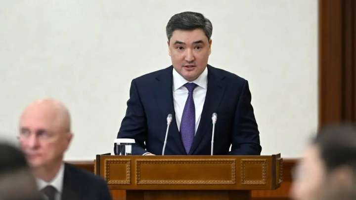 Олжас Бектенов ресейлік компанияларды инвестиция құюға шақырды