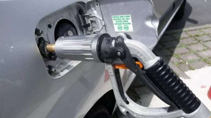 Бүгіннен бастап Қазақстанда автомобиль газының бағасы өсті