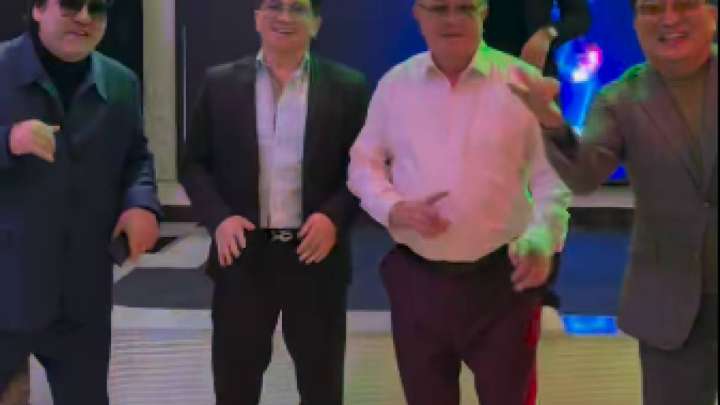 Алтынбек Қоразбаев 77 жасын тойлап, ерекше биімен көпшілікті таңқалдырды