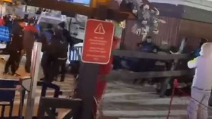 Шымбұлақта ішімдік ішкен шетелдіктер қызметкерге шабуыл жасады