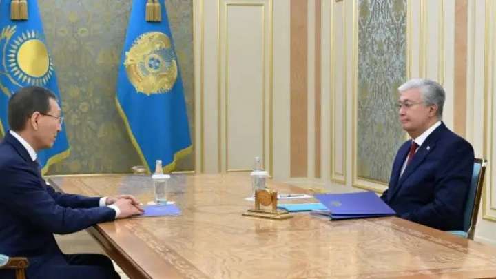 Президент Орталық сайлау комиссиясының төрағасы Нұрлан Әбдіровті қабылдады