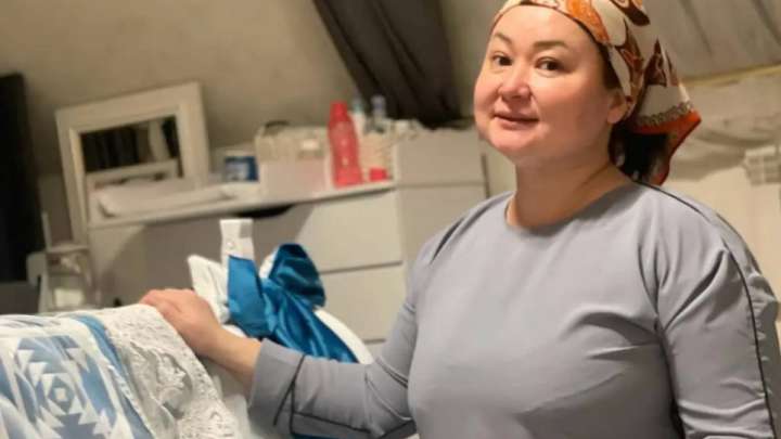 "Әжесінің әуресі". Роза Әлқожа немересін қырқынан шығарды