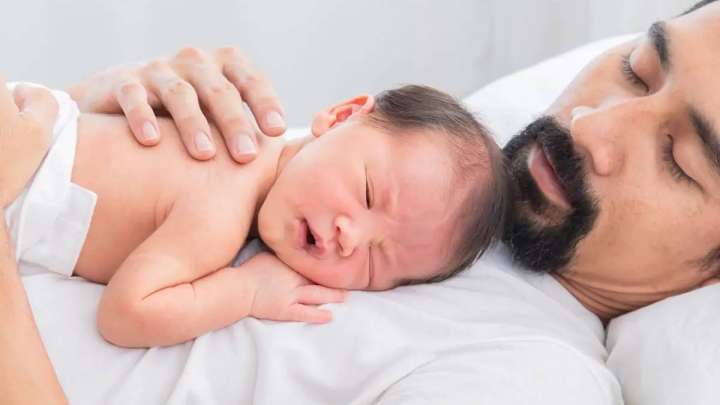 Әкелердің де декреттік демалысы олардың еңбек кітапшасына қосылатын болды