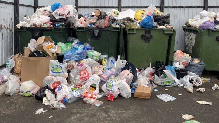 Алматыда әйелдің денесі қоқыс жәшігінен табылды