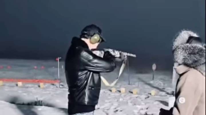 Мылтық атқан Димаш Құдайберген жанкүйерлерін таңғалдырды