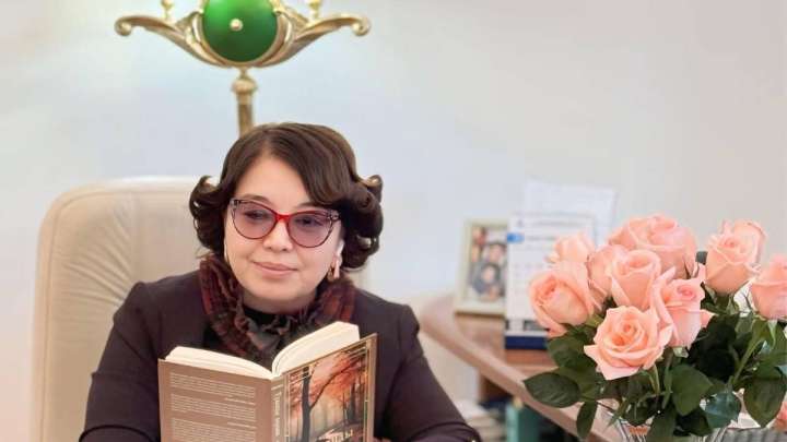 Ғазиза Құдайбергенқызы - Алматыдағы ҚР Ұлттық академиялық кітапхананың директоры