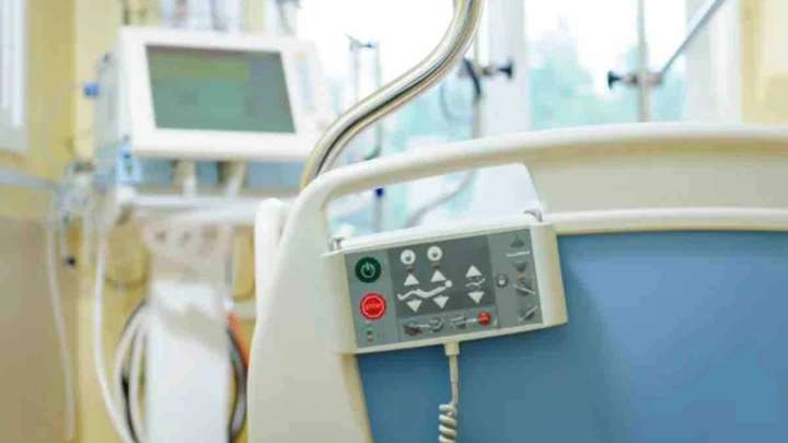 Ата-анаға жансақтау бөлімінде баламен бірге болуға рұқсат беріледі