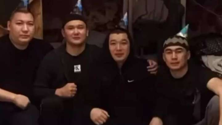 Шерзатты өлтірді деген күдіктілер түрмеде туған күн тойлап жүр