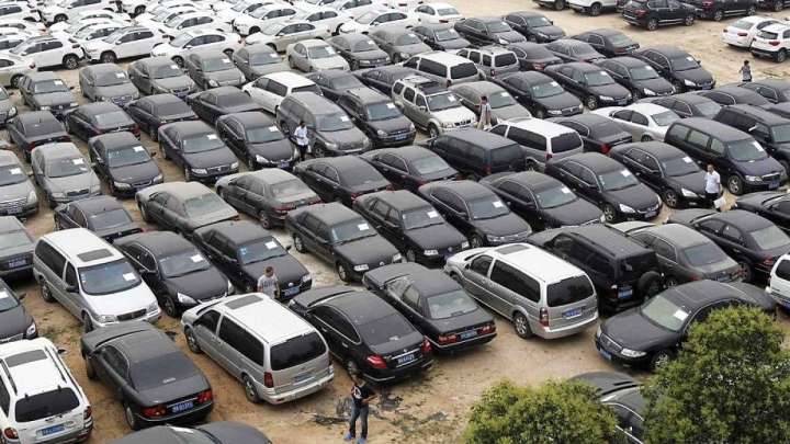 Өткен жылы қазақстандықтар қанша көлік сатып алғаны айтылды