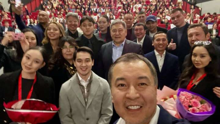 Қырғызстан Ақан Сатаевтың «Рэкетир» фильмін көрсетуге тыйым салды