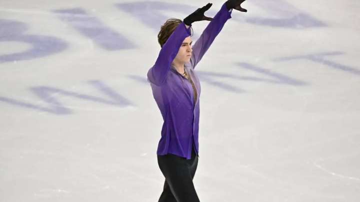 Мәнерлеп сырғанаушы Михаил Шайдоров Төрт құрлық чемпионатында жеңімпаз атанды