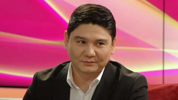 «Басқа әншінің қатысы бар»: Бейбіт Қорған өзінің «некесіз баласына» қатысты құпияны ашты