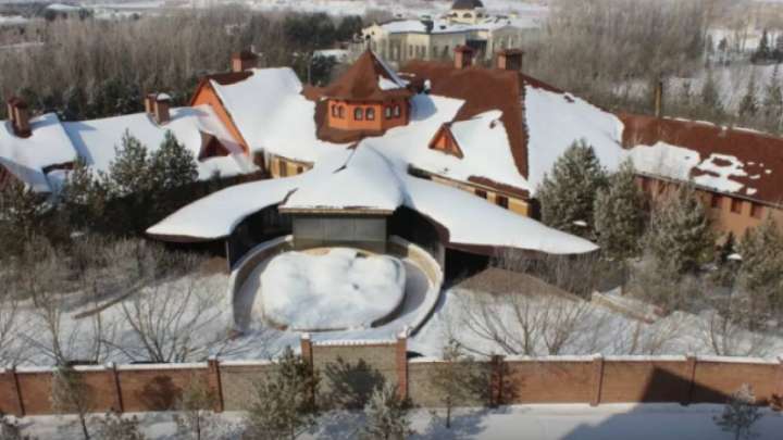 Астанада Кәрім Мәсімовтің зәулім үйі сатылмай қалды