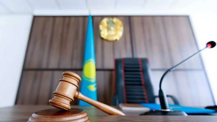 Алматыда адвокат сотталды