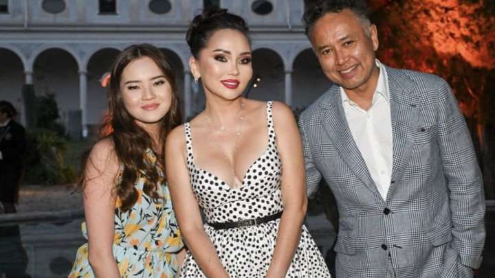 Дубайда үш ай тұрған Баян Алагөзова елге оралды