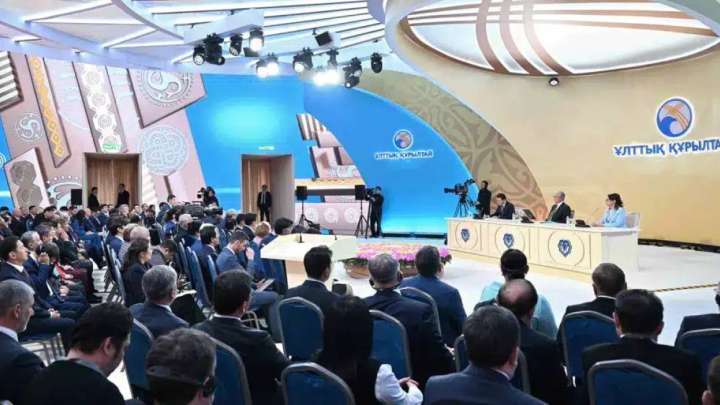 Президент қол қойған 10 заңның 9-ы қабылданды. IV Ұлттық құрылтайдан не күтеміз?