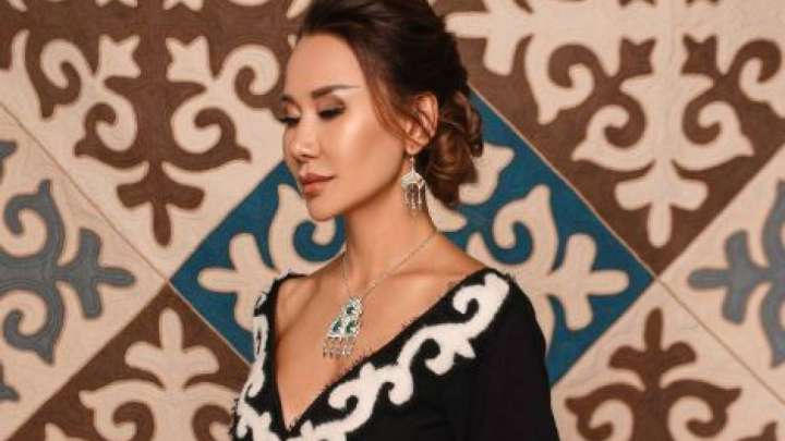 «Меценат күйеуіміз жоқ». Кредит алатын адамдарды кінәлаған Динара Сәтжанның өзі сөзі естіді